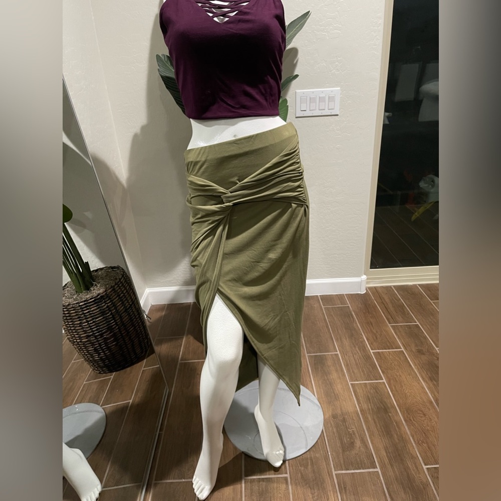 ARMY GREEN / OLIVE WRAP SKIRT NEW